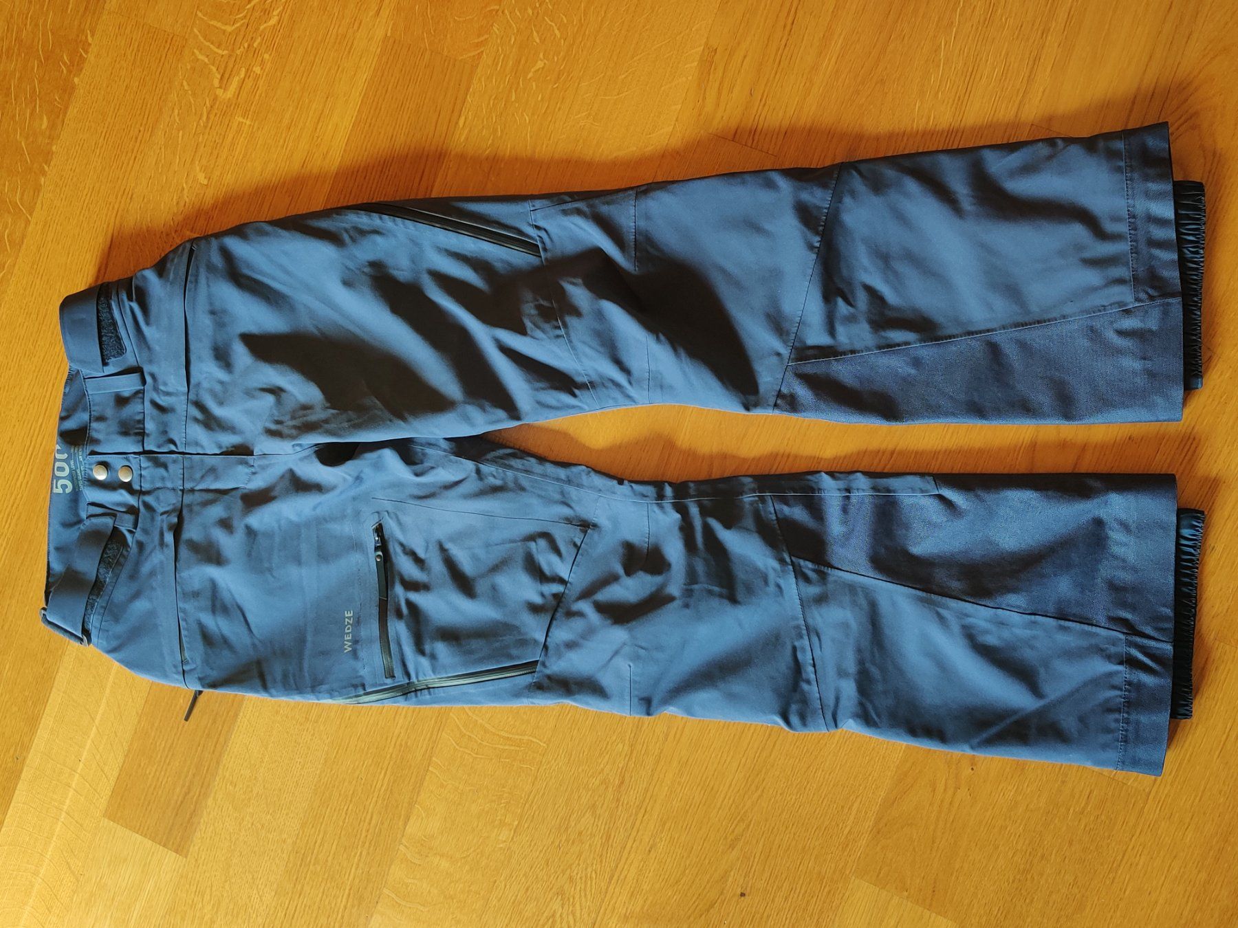 Decathlon Sci: Ski jacket + pants – Usato da Riehen venduto da val_5th9 2