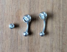 Bauch-Piercing aus Chirurgenstahl mit Zirkonia (2 Stk)