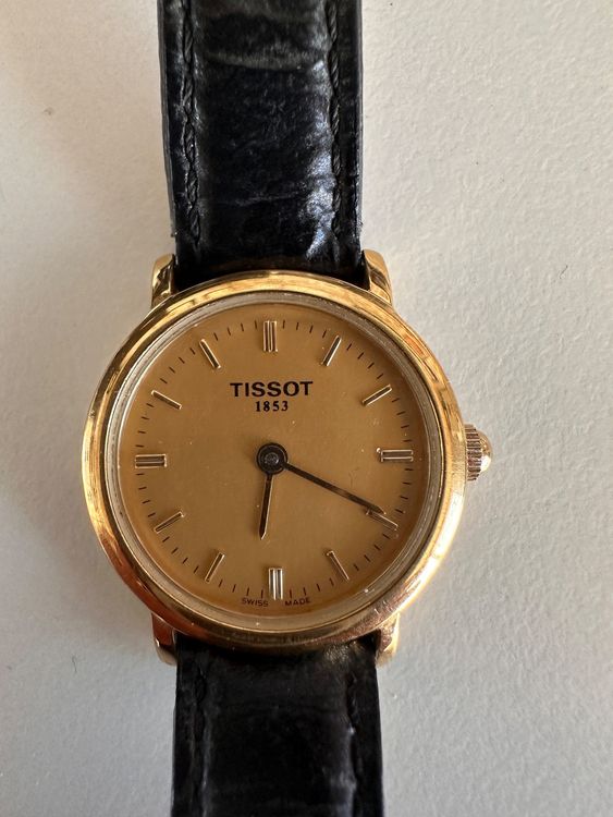 Tissot T Classic Gold Women s Watch C226K Acheter sur Ricardo