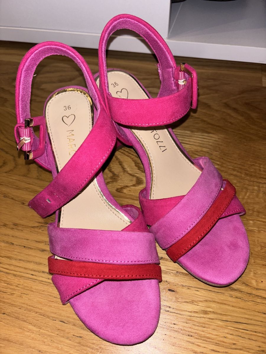 Scarpe da donna: Marco Tozzi Sandalen – Nuovo (secondo la descrizione) da Zürich venduto da Naniiin