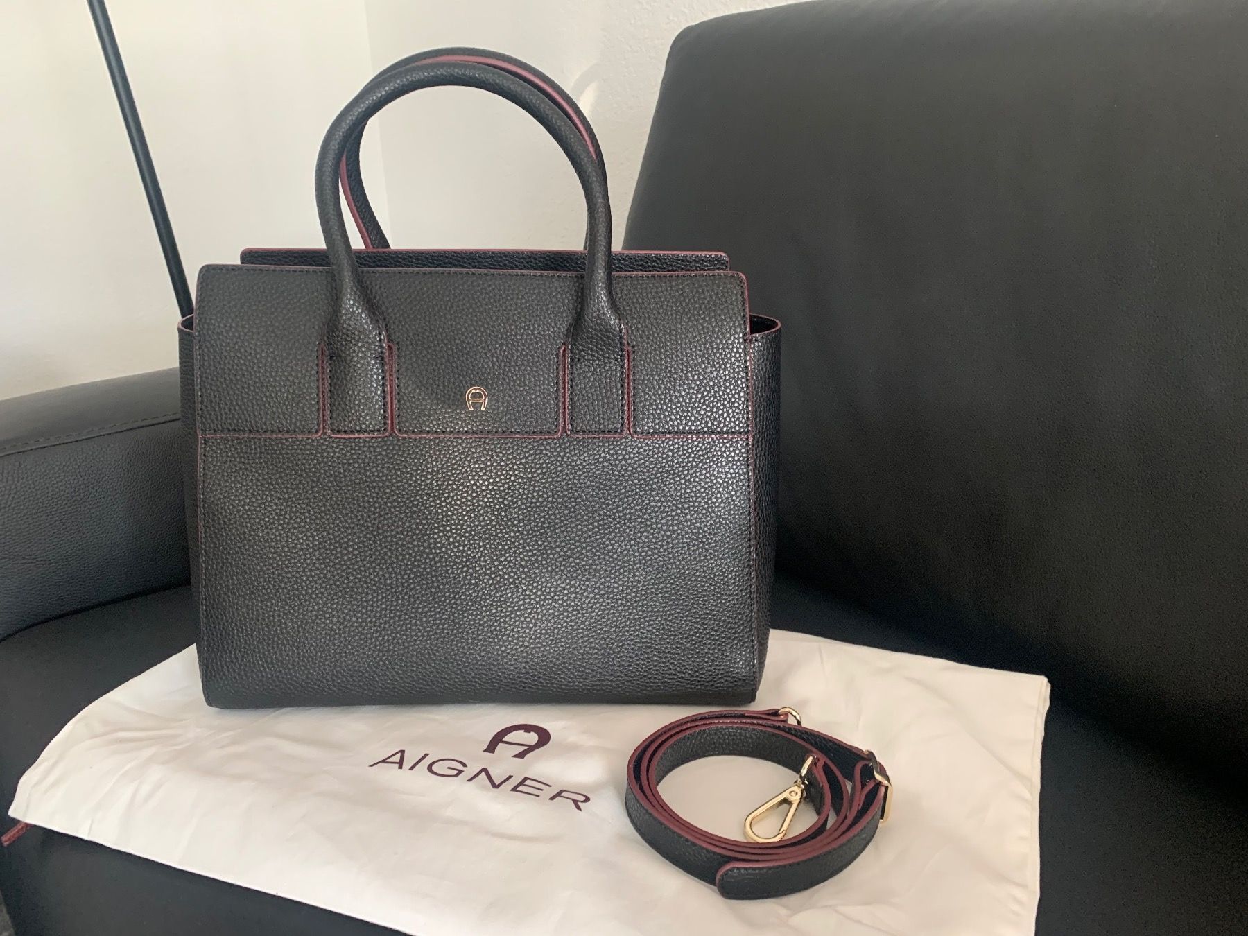 Aigner Borse da donna: Aigner Handtasche – Nuovo (secondo la descrizione) da Rorschacherberg venduto da Angel_tm