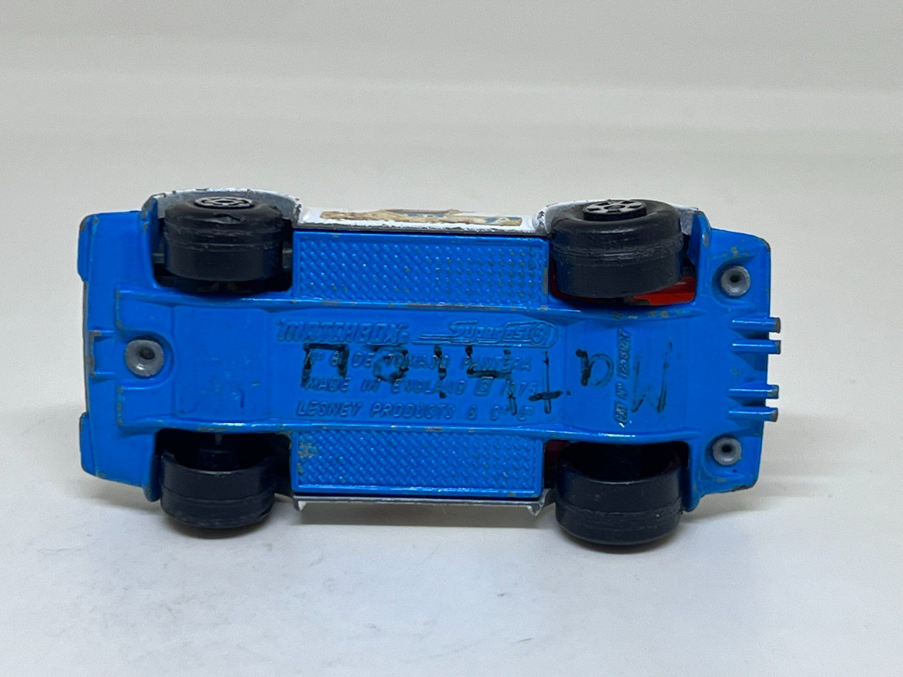 Matchbox Modellini d'auto: Matchbox Tomaso Pantera #606 – Usato da Wildegg venduto da LaaBoutique 3