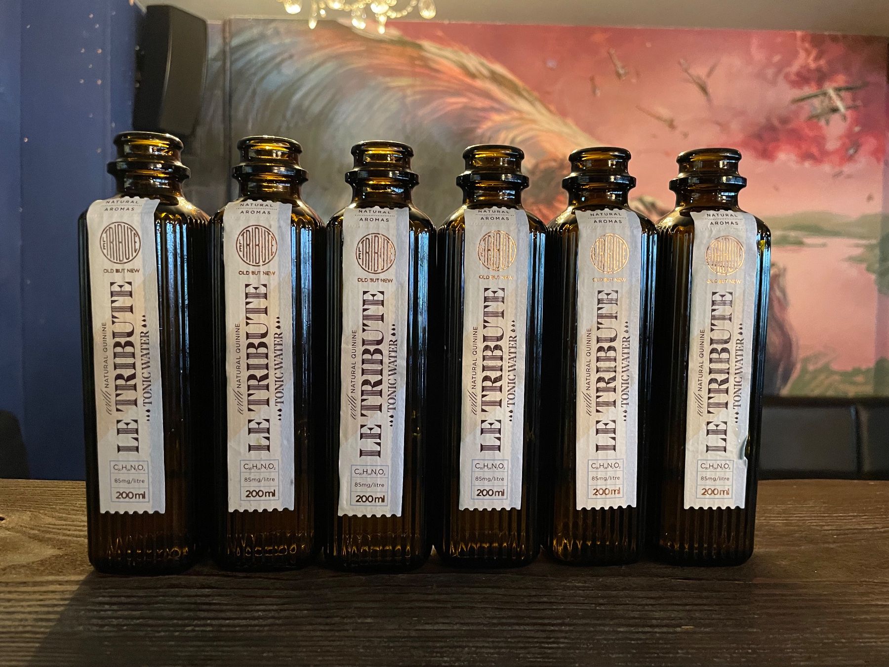 Altro in Stoviglie & Bicchieri: 6 Stk. leere Tribute Tonic Flaschen – Usato da Sutz venduto da fx05