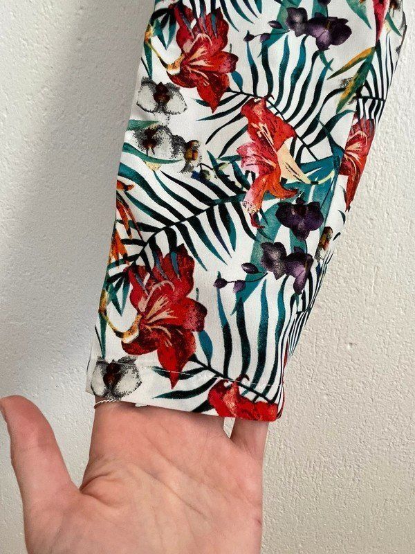 Pantaloni: Sommerhose mit Blumenmuster – Nuovo (secondo la descrizione) da St Gallen venduto da Giidi 2