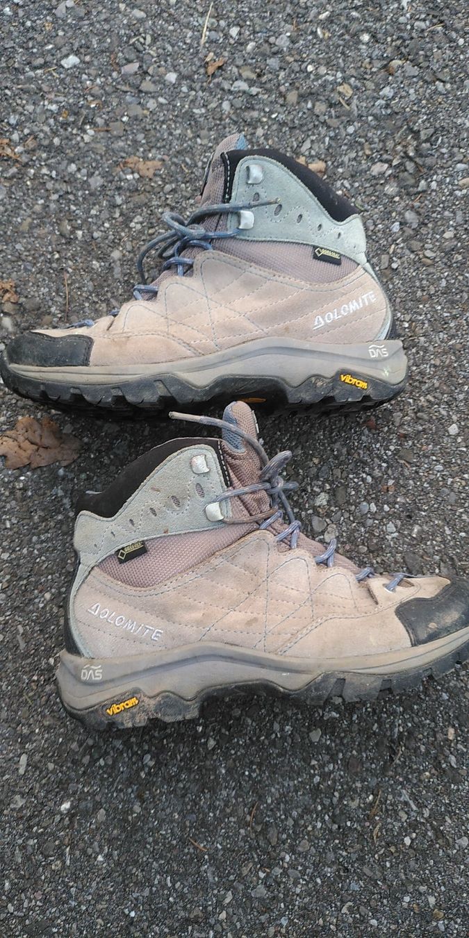 Dolomite Scarpe da uomo: DOLOMITE walking shoes - chaussures de rando – Usato da Blonay venduto da lch_tl26 1