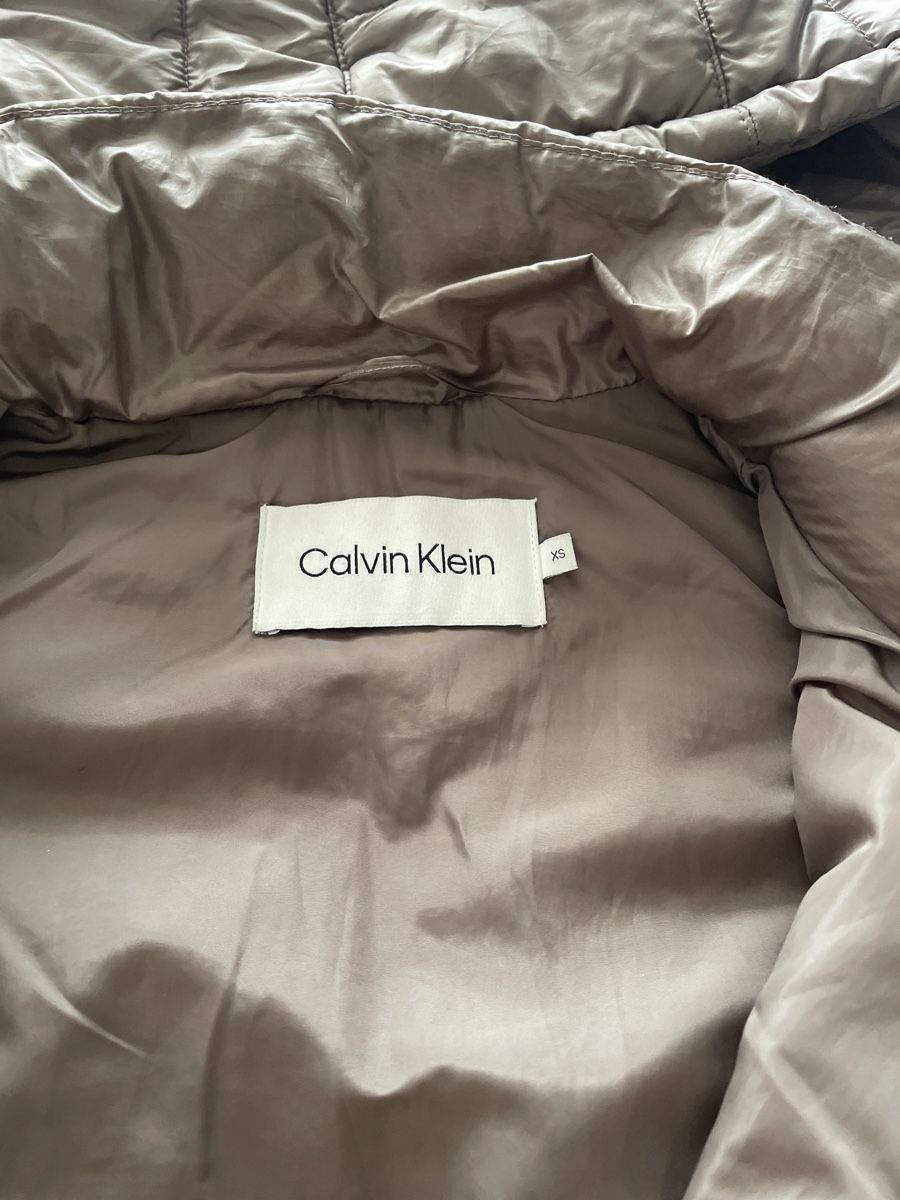 Calvin Klein Cappotti: Calvin Klein Jacke – Usato da Wädenswil venduto da Mazso 3