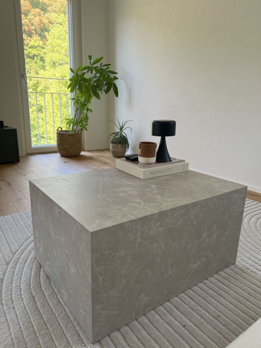 Tables: Couchtisch Marmoroptik rechteckig – D'occasion à Wölflinswil par iam_g9gb