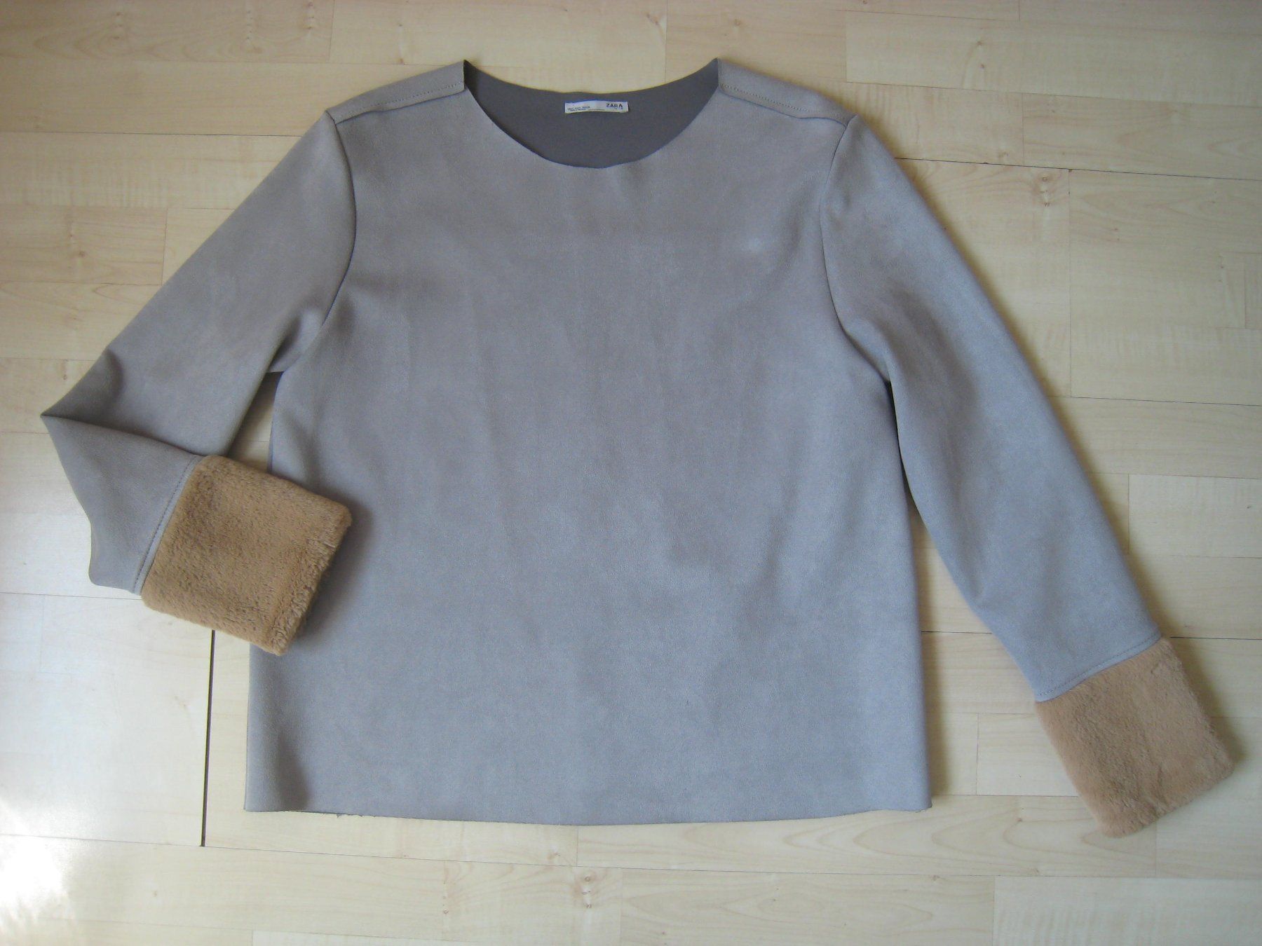 Zara Maglioni & Felpe: ZARA Oberteil Pullover Gr. L  grau mit Plüsch – Usato da Dättlikon venduto da Mamakuga 8