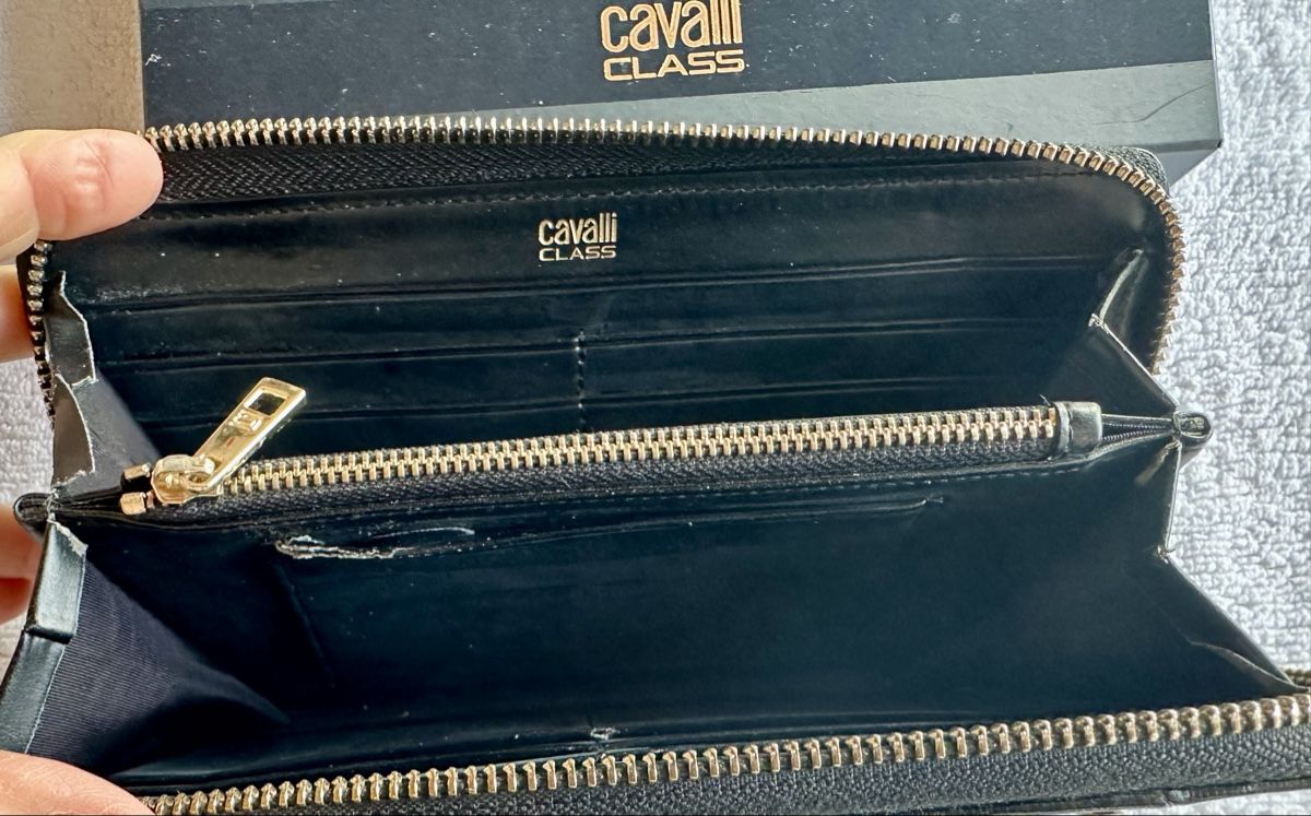Roberto Cavalli Portamonete: Portafoglio in ecopelle Cavalli – Usato da Castel San Pietro venduto da Moregi 3