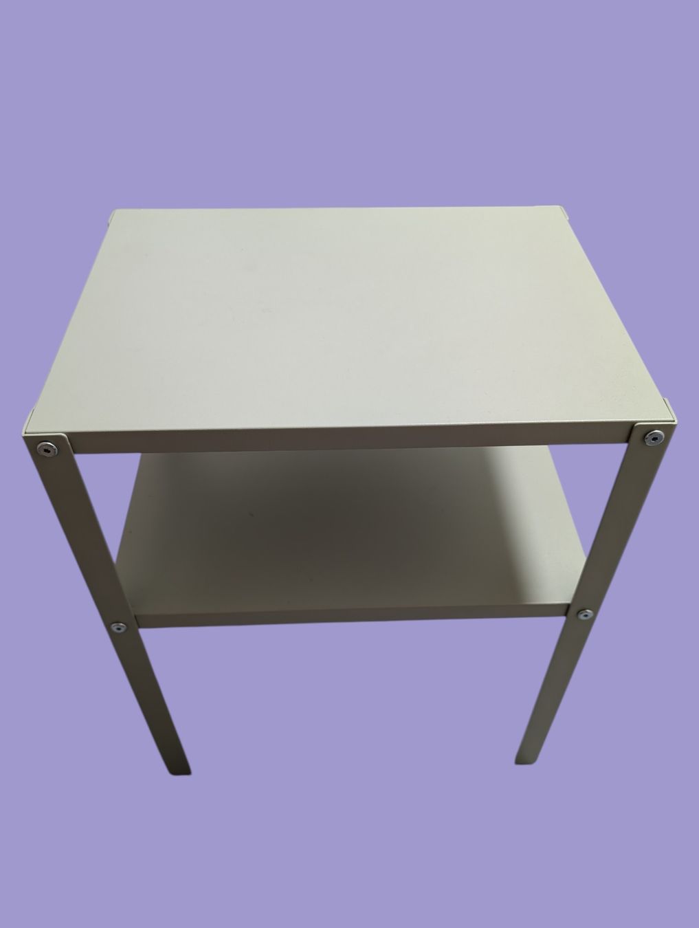 Ikea Tables: Ikea Knarrevik Beistelltisch – Neuf (Voir description) à St. Gallen par nadinewho