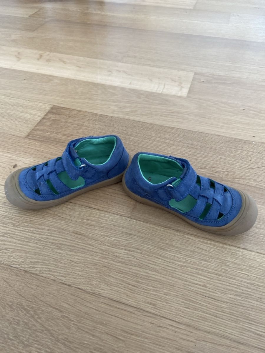 Elefanten Scarpe da uomo: Elefanten Kindersandalen – Usato da Winterthur venduto da Sarita 2