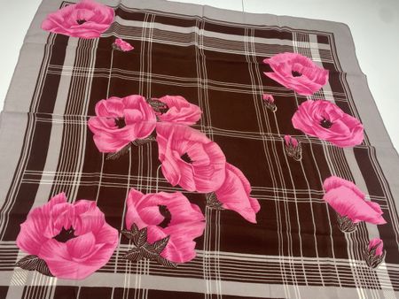 Seiden Foulard 🌸