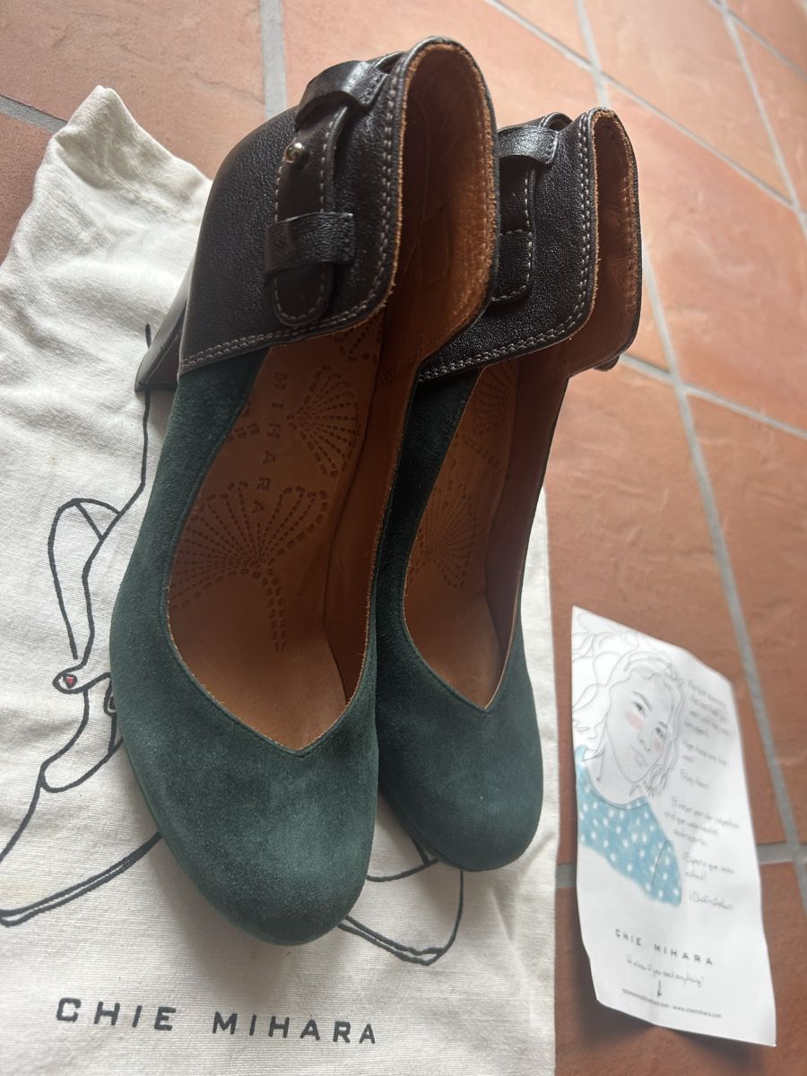 Chie Mihara Scarpe da donna: Chie Mihara, Grün/Schwarz, Grösse 40 perfekte Passform – Nuovo (secondo la descrizione) da Langnau am Albis venduto da Nechi