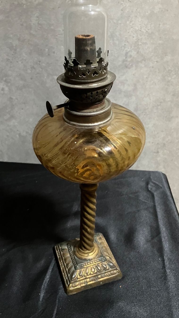 Lampade: Lampe à pétrole ancienne Petroleumlampe – Usato da St-Cierges venduto da LeRegain 5
