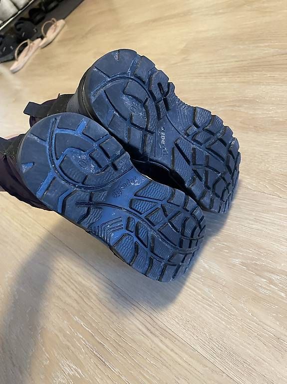 Scarpe per ragazze: Superfit Winterstiefel Gr 30 – Usato da Zürich venduto da JuliaSavv 2