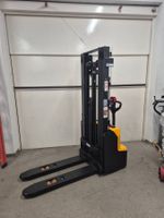 Deichselstapler 1300kg / 4200 mm