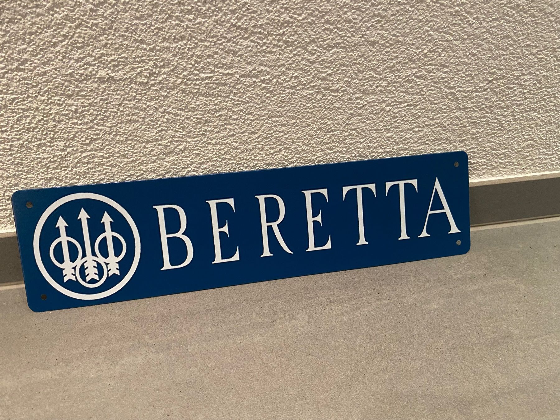 Insegne: BERETTA SCHILD NEU ! EINZIGARTIG! 1 Pcs. – Nuovo e nell'imballaggio originale da Seon venduto da Aaargauer01 5