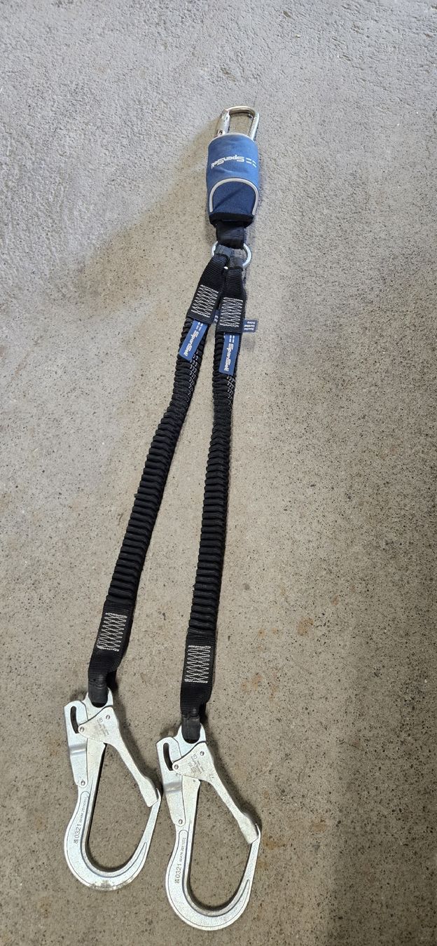 Mammut Attrezzatura da arrampicata: Auffanggurt SpanSet mit zwei Karabinern  – Nuovo (secondo la descrizione) da Baar venduto da Vel...Baar45 1