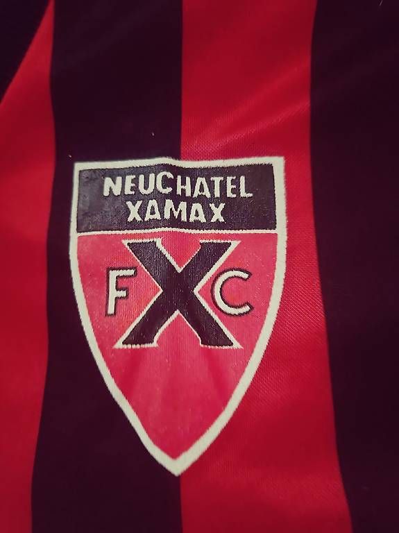 Canottiere & Pantaloni: Fussballshirt Xamax – Nuovo (secondo la descrizione) da Basel venduto da Anna028 1