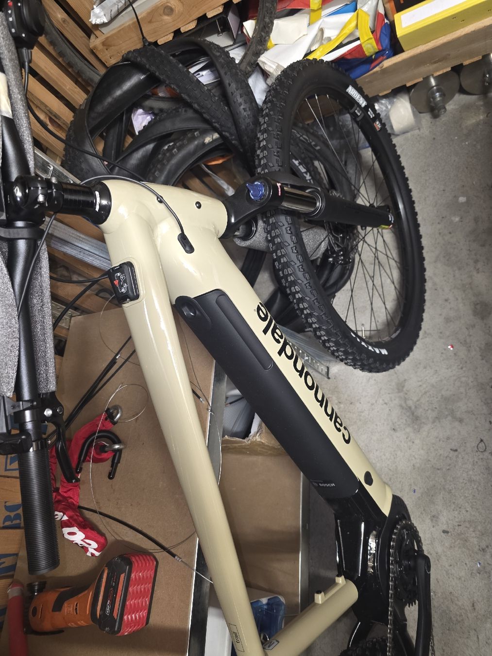 Cannondale Velos: Cannondale Trail Neo4 – Neu und originalverpackt aus Fahrweid von erz_b7wb