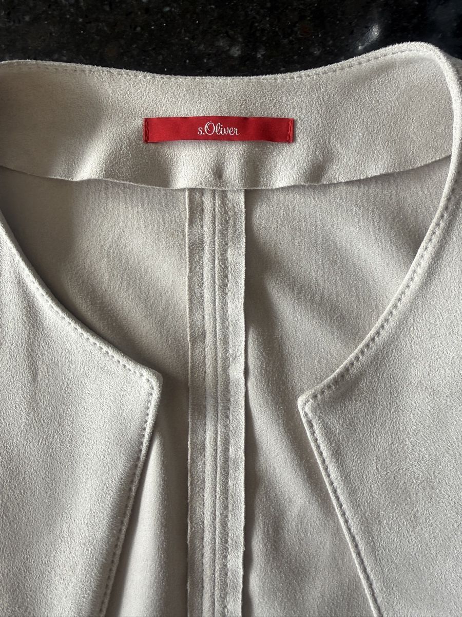 S.Oliver Giacche: S.Oliver Damen-Jacke, Wildleder Optik, – Usato da Adligenswil venduto da Esthee 3