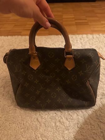 Louis Vuitton Speedy 25 Monogram