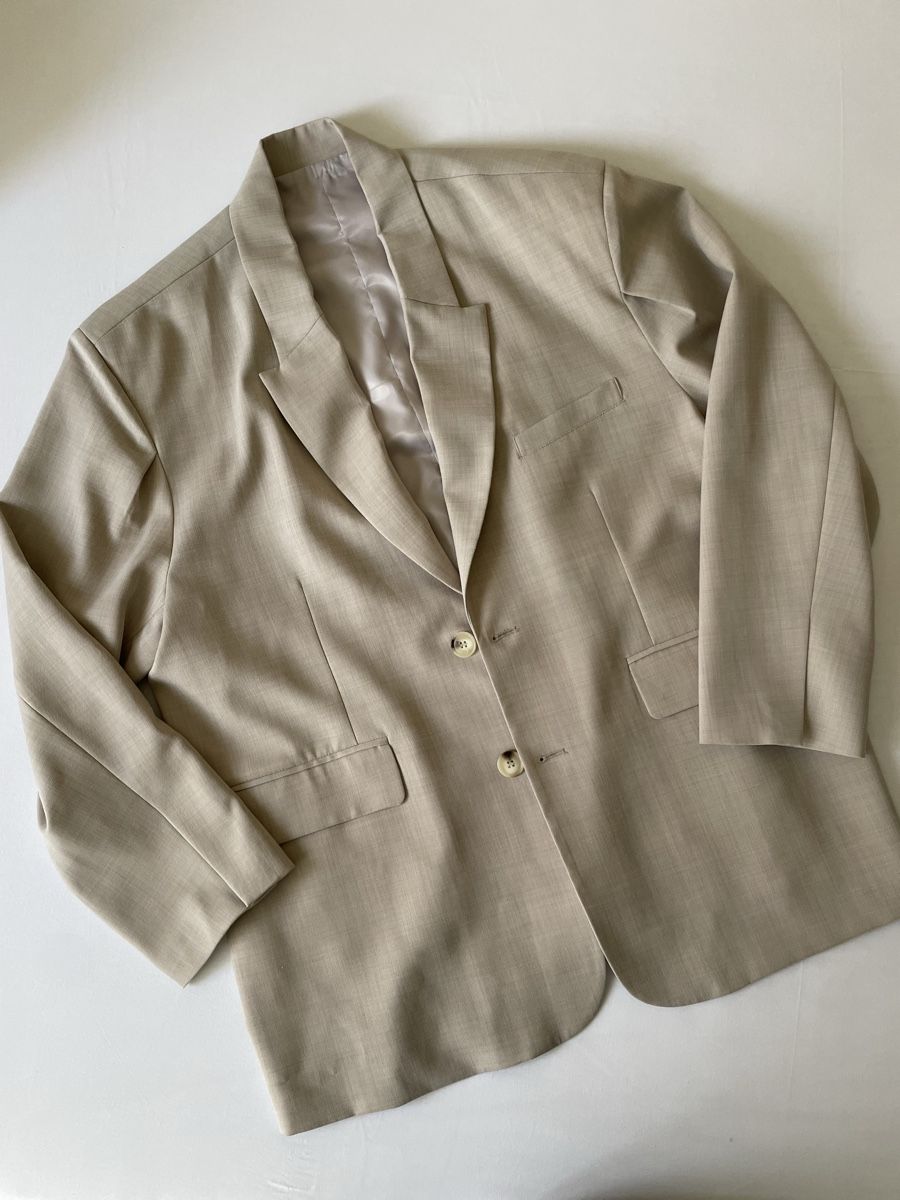 Giacche: Veste William Look beige, élégante et confortable. – Usato da Concise venduto da Lae99