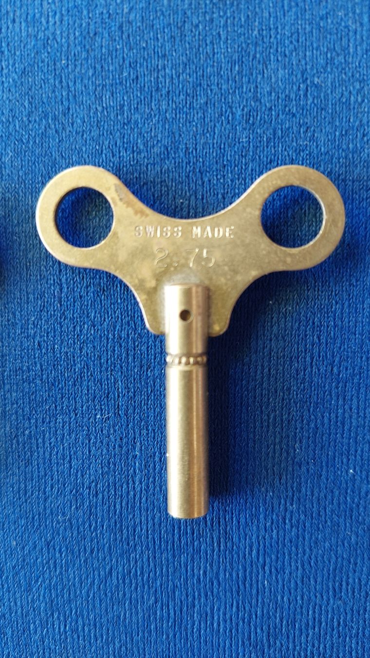 Schlüssel: Lot de 3 clefs pour remonter les pendules – Gebraucht aus Marsens von jogocade 2
