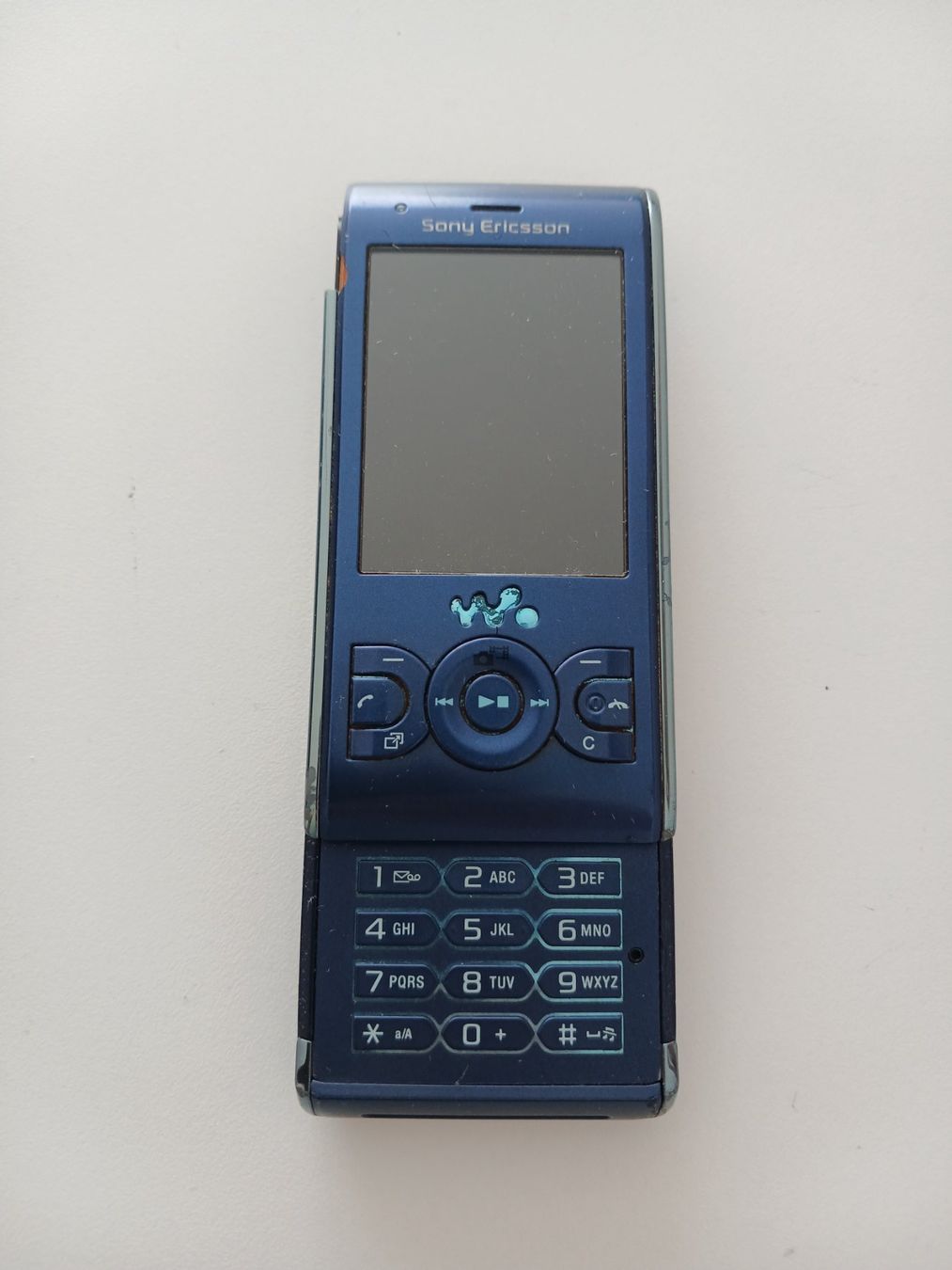 Ericsson Handys / Smartphones: Sony Ericsson Walkman Handy blaue Farbe – Gebraucht aus Kloten von Travolli 1