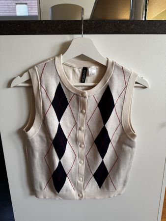 🧶 H&M Divided Strickweste im Argyle-Design