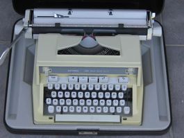 Machine à écrire HERMES 3000