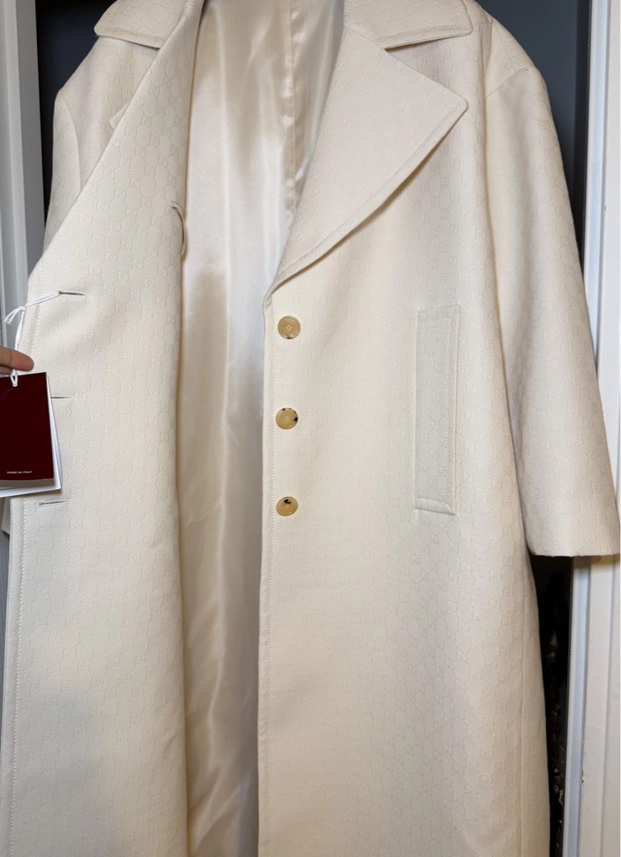 Gucci Cappotti: Gucci Beige Wool Coat - Size 38, New with Tag. – Nuovo e nell'imballaggio originale da Thonex venduto da Lux_brands01 5