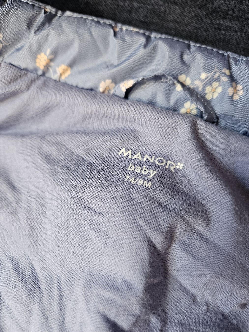 Manor Altro abbigliamento per bambina: Gilet Manor Gr. 74 – Usato da Worb venduto da jun_fj8w 1