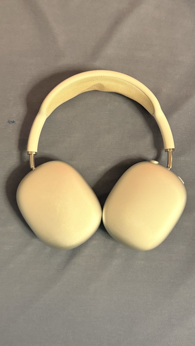 Apple Cuffie: Air pods max Apple – Usato da Winterthur venduto da oem_2fls