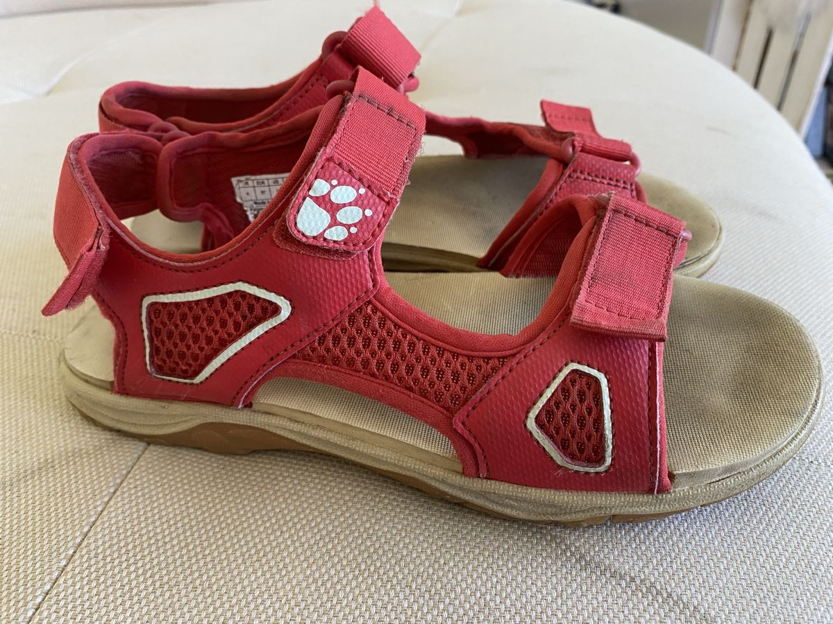 Jack Wolfskin Schuhe für Mädchen: Jack Wolfskin Mädchen Sandalen Grösse 37 – Gebraucht aus Grasswil von pp7830 1