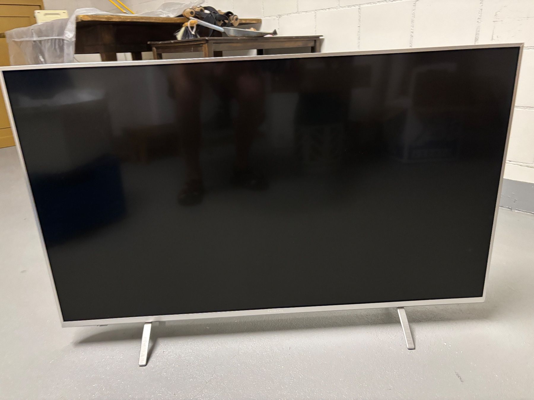 Fernseher: LED TV Panasonic – Gebraucht aus Luzern von Daluja