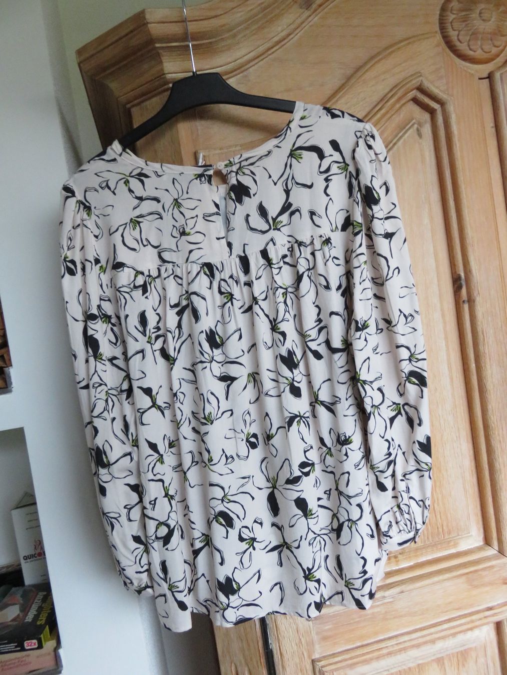Camicette: NEUE BLUSE Gr. 46 von LOVELY SISTERS – Nuovo e nell'imballaggio originale da Lachen SZ venduto da portofino01 2