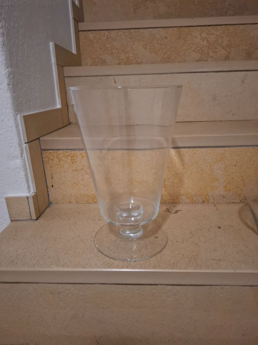 Vasi & Recipienti: 2 formschöne, dekorative Blumenvasen - Glas – Usato da Oberweningen venduto da Hermes010 2