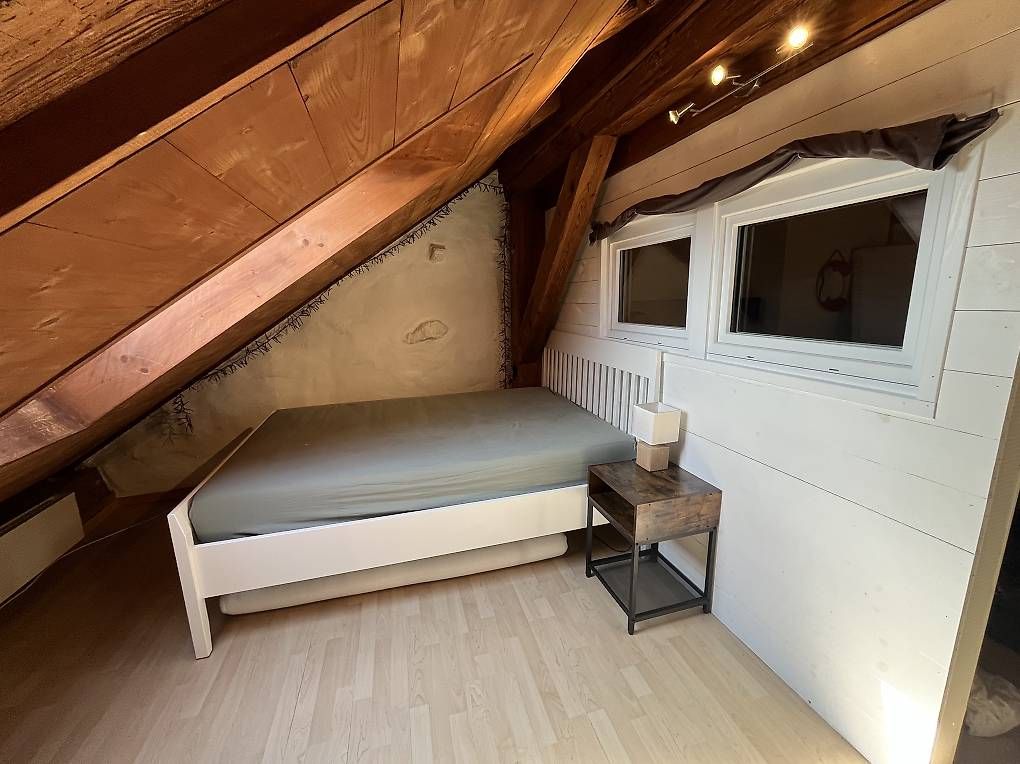 Letti: Bett 140x200 inkl. Matratze – Usato da Nidau venduto da Weltenbummler83 1