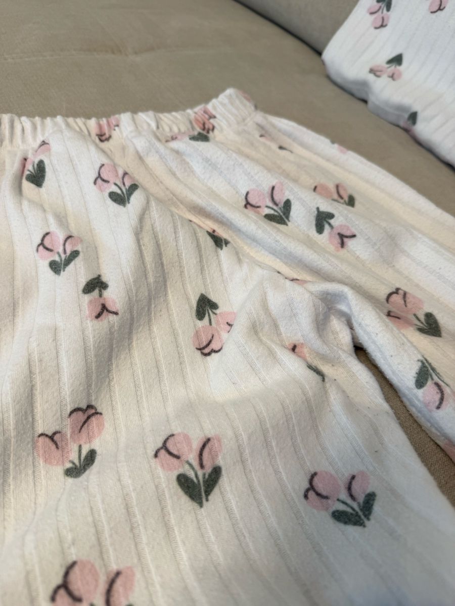 Negligees & Pigiami: Gemütliche Pyjama-Hose mit Blumenmuster, Grösse M, 100% Baum – Usato da Winterthur venduto da ebos1 2