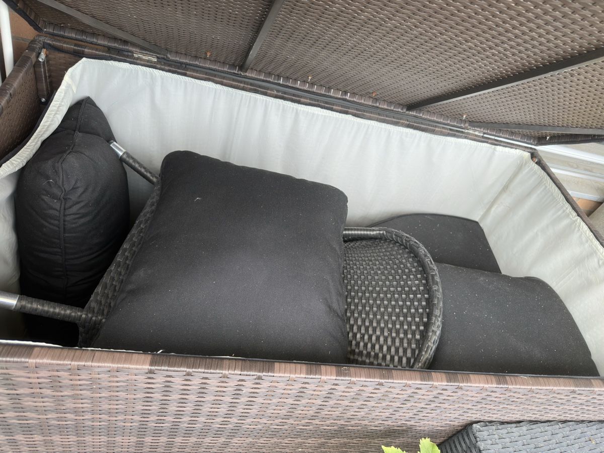 Coffres de rangement: Gartenbox Polyrattan L150 B80 H80cm – D'occasion à Wangen b. Olten par MOMO80 3