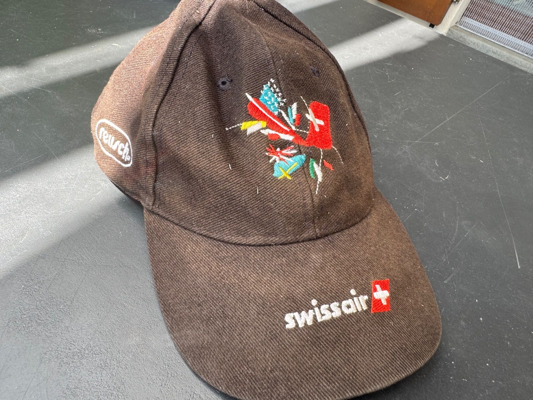 Swissair Copricapi, berretti & cappellini: Swissair Kappe – Usato da Bünzen venduto da Voegi8