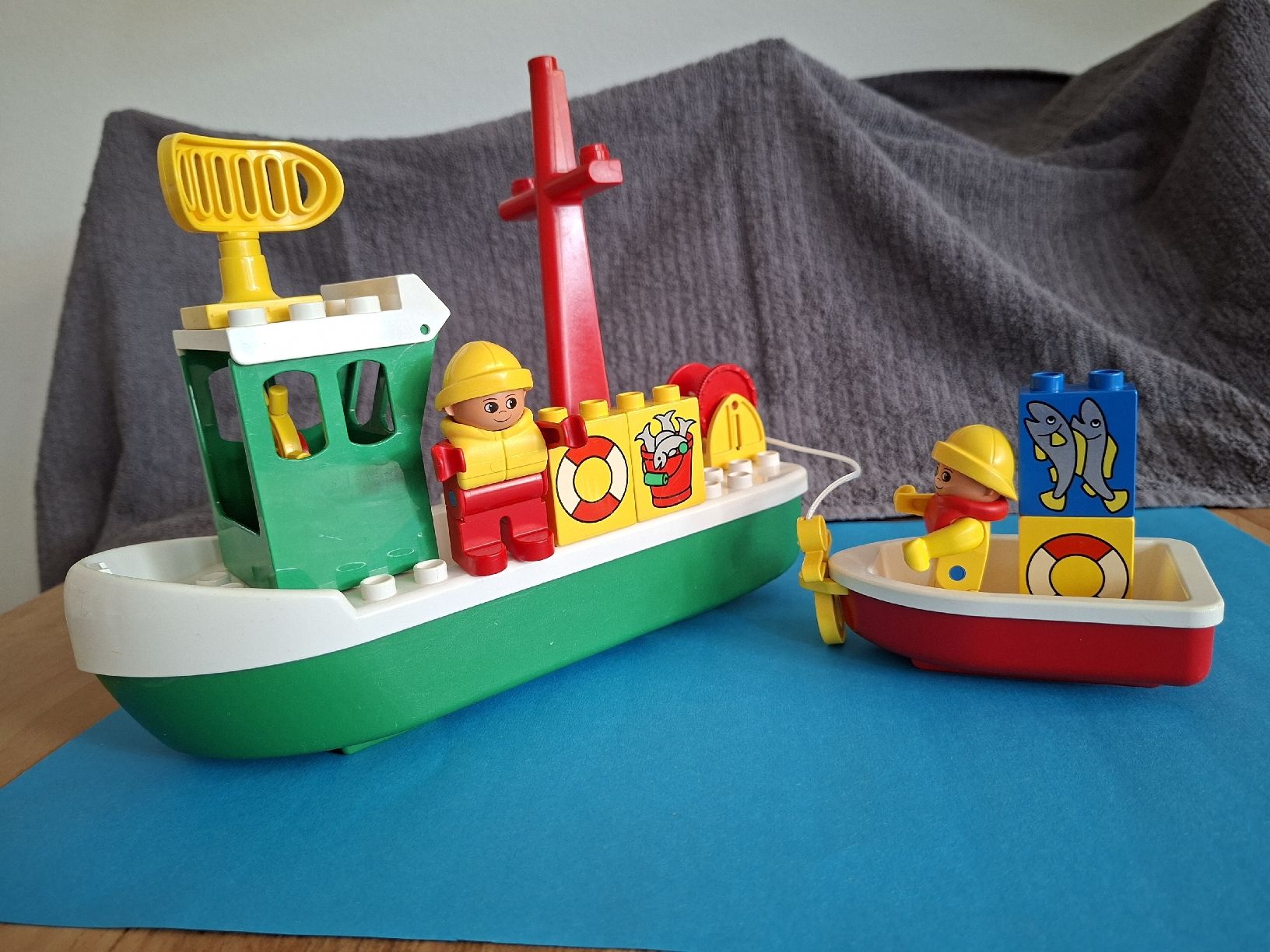 Lego Jouets: Duplo Fischerboot mit Beischiff – D'occasion à Elgg par Bijou2010 7