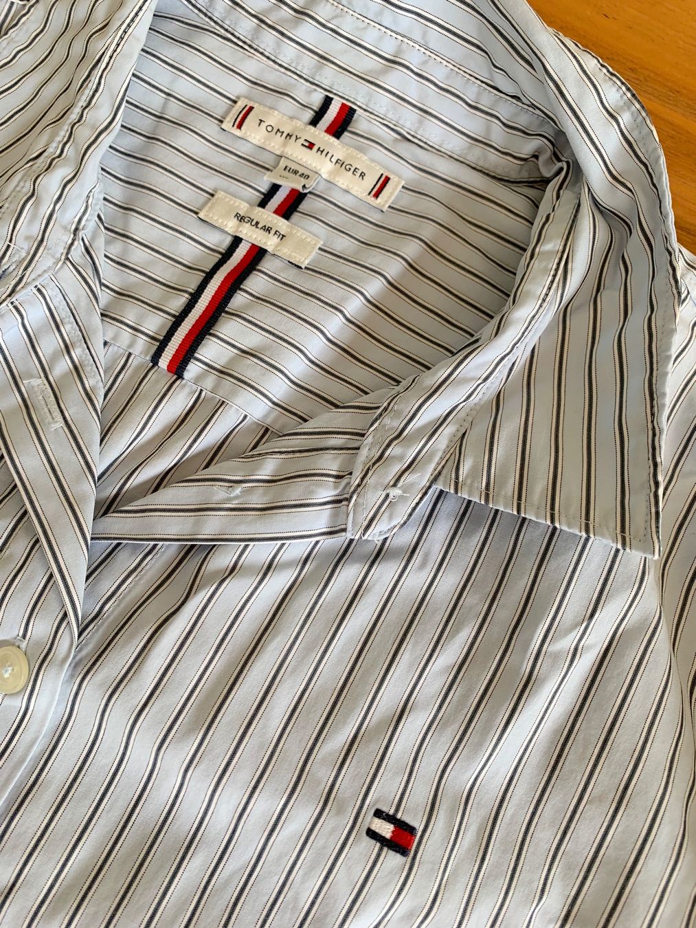 Tommy Hilfiger Chemisiers: Tommy Hilfiger Hemd Grösse 40 – D'occasion à Meiringen par Jackwashere 2
