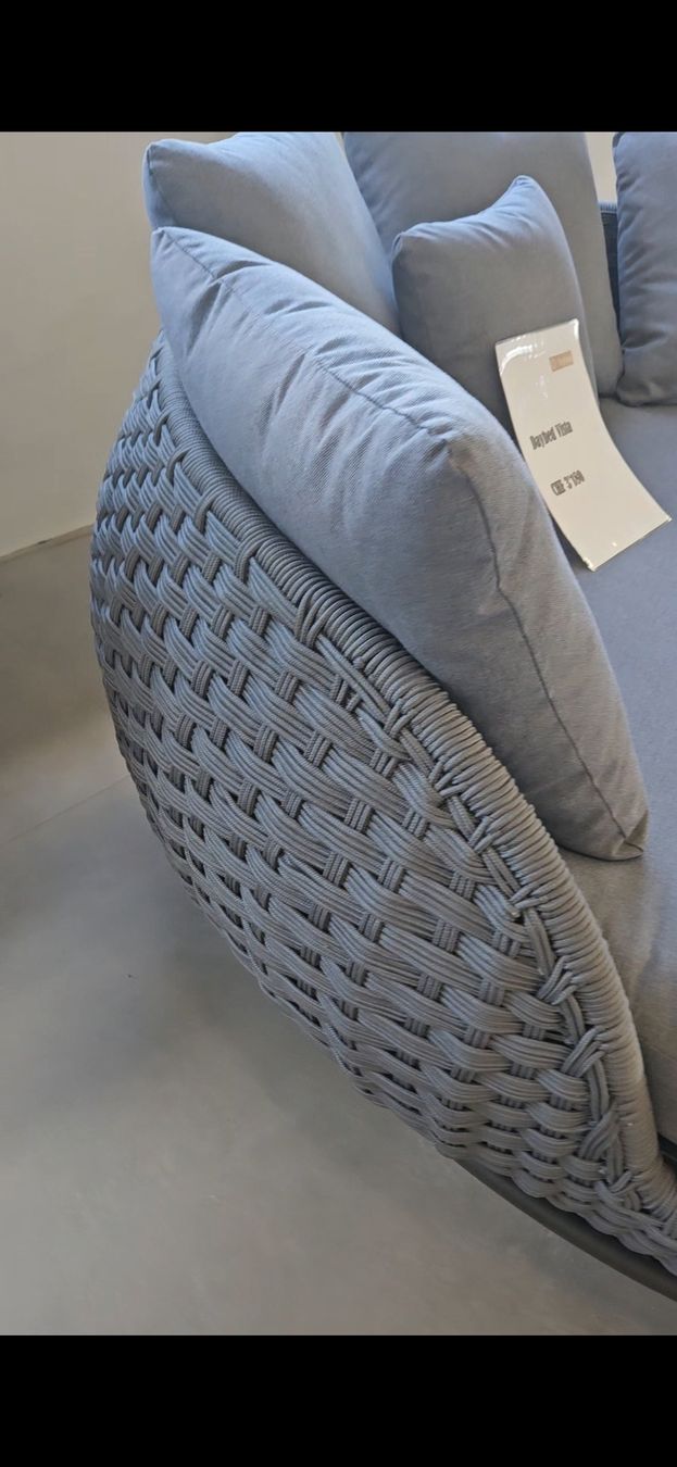 Liegen & Liegestühle: Daybed  – Neu (gemäss Beschreibung) aus Bünzen von nad_8552 2