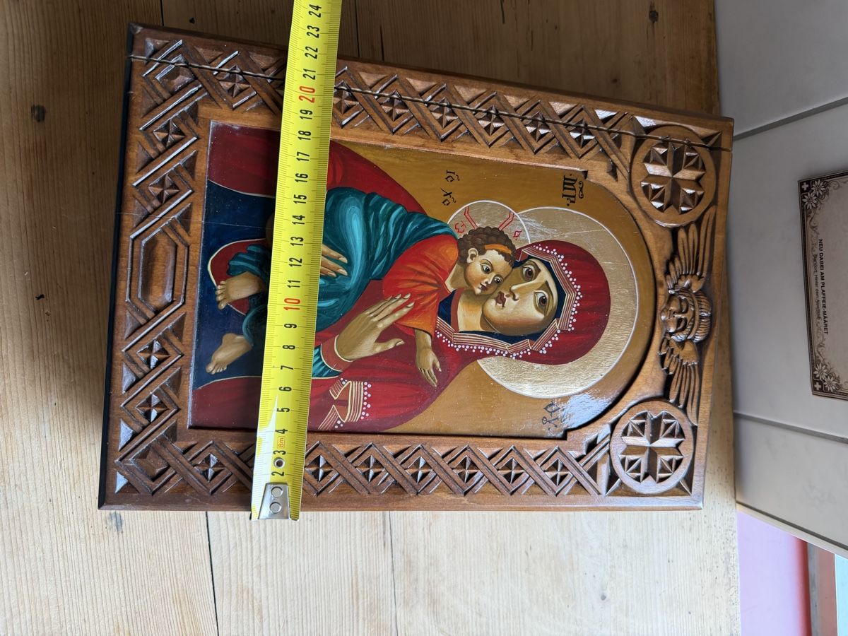 Statuette: Ikon Madonna mit Kind geschnitzt Holz bemalt – Usato da Plasselb venduto da SeislerBrocki 3