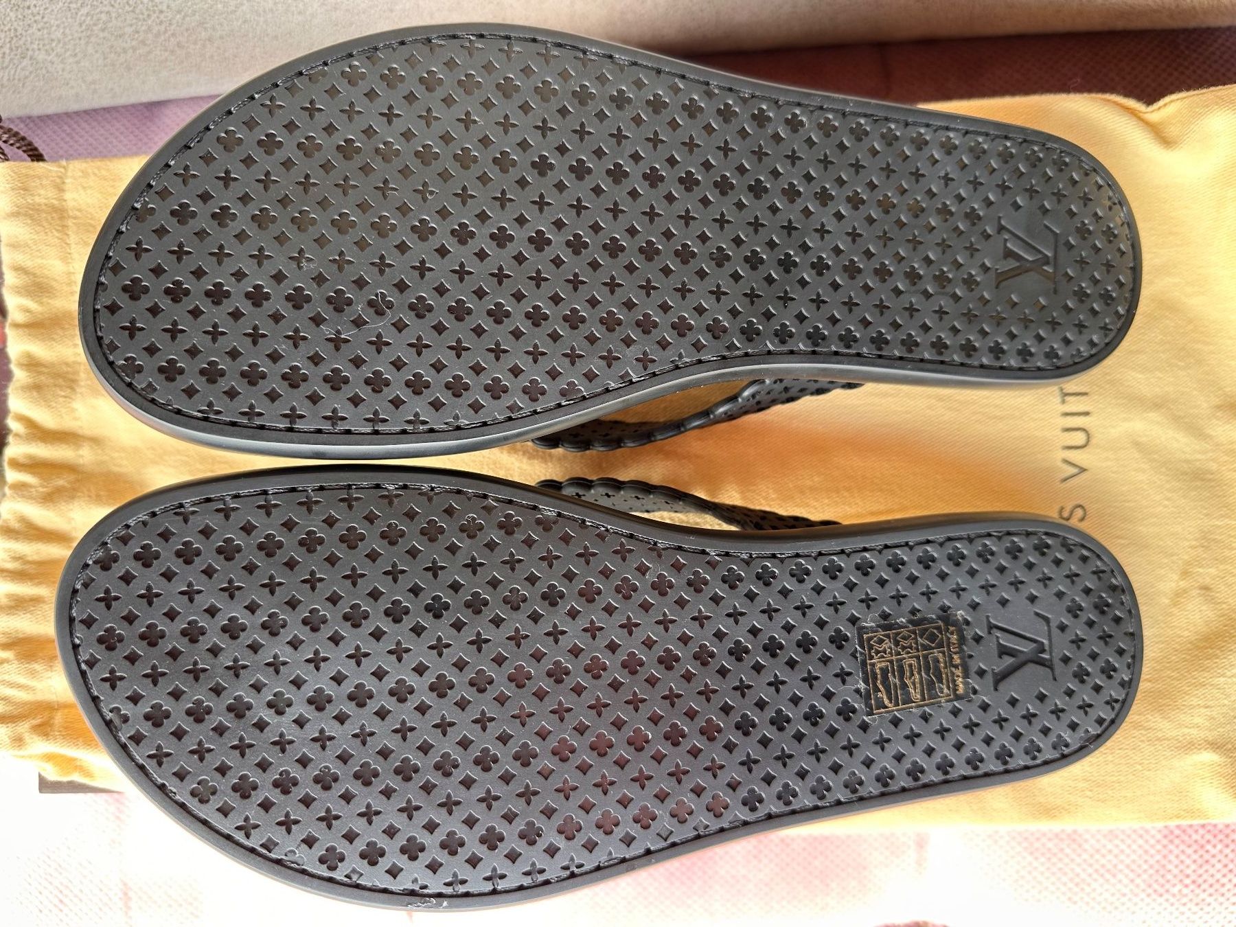 Louis Vuitton Scarpe da donna: Tongs Louis Vuitton Monogram – Nuovo e nell'imballaggio originale da Bouveret venduto da seb_rjx8 2