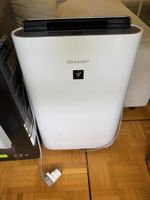 Sharp UA-HD50 Air Purifier + Humidifier (with new filter)