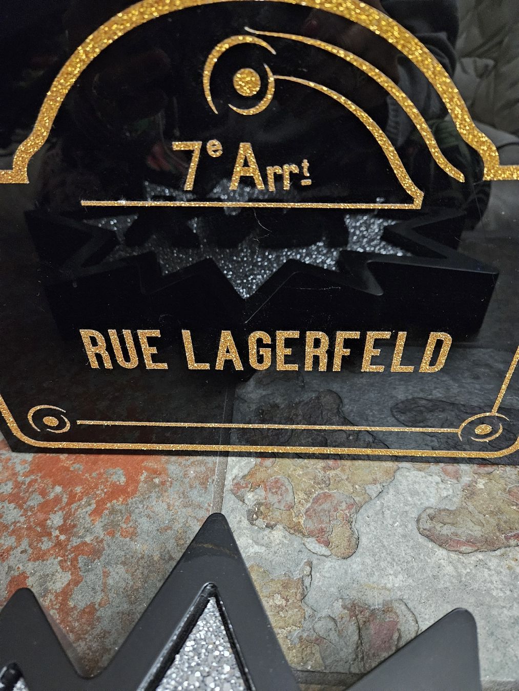 Tutte le decorazioni: Karl Lagerfeld Dekoration – Usato da Aesch ZH venduto da acme999 2