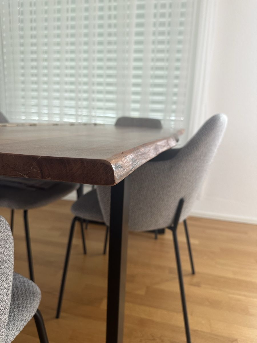 Tische: Esstisch aus Holz – Gebraucht aus Münchwilen TG von semi31 1